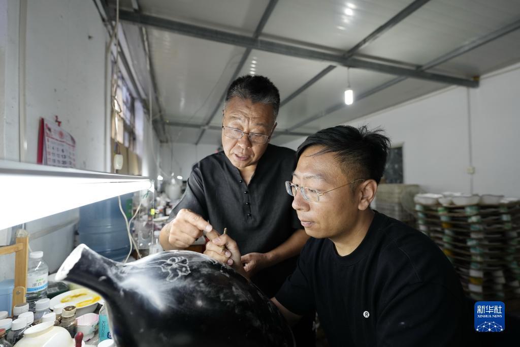 免费炸金花下载